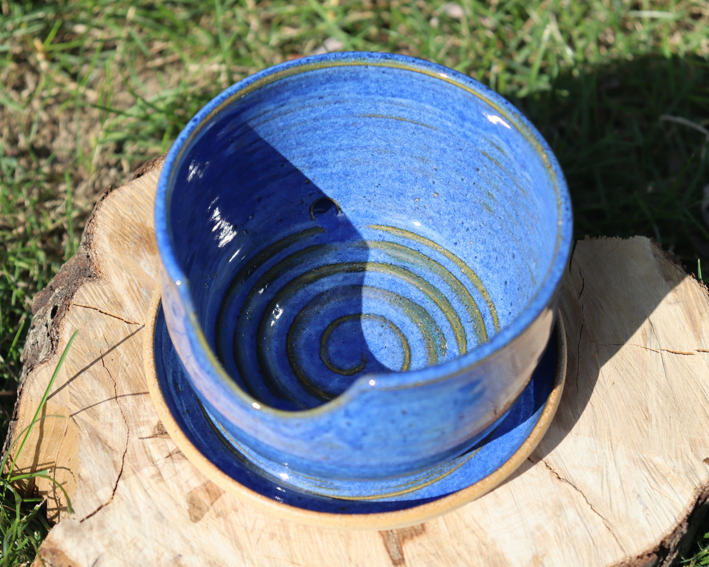 Deep Blue Cut Out Planter