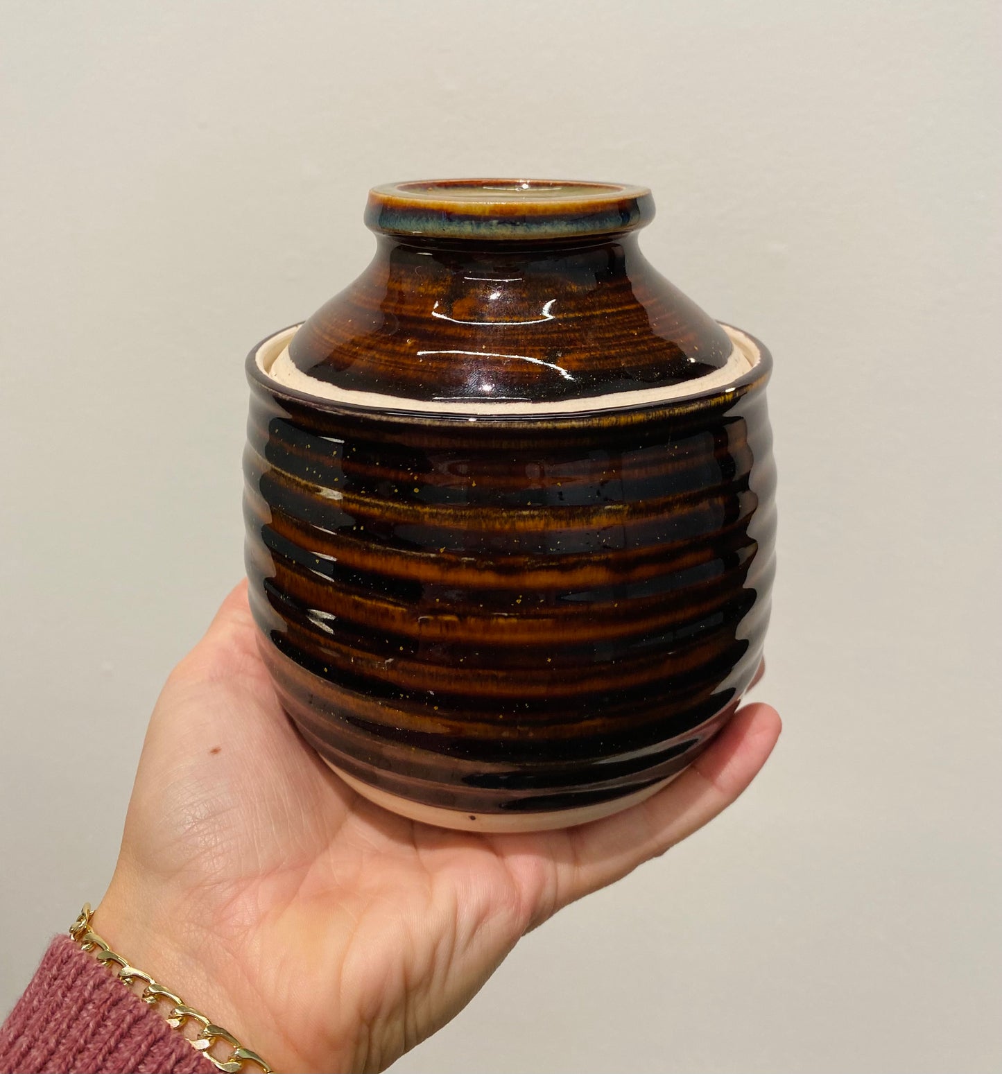 Brown Jar