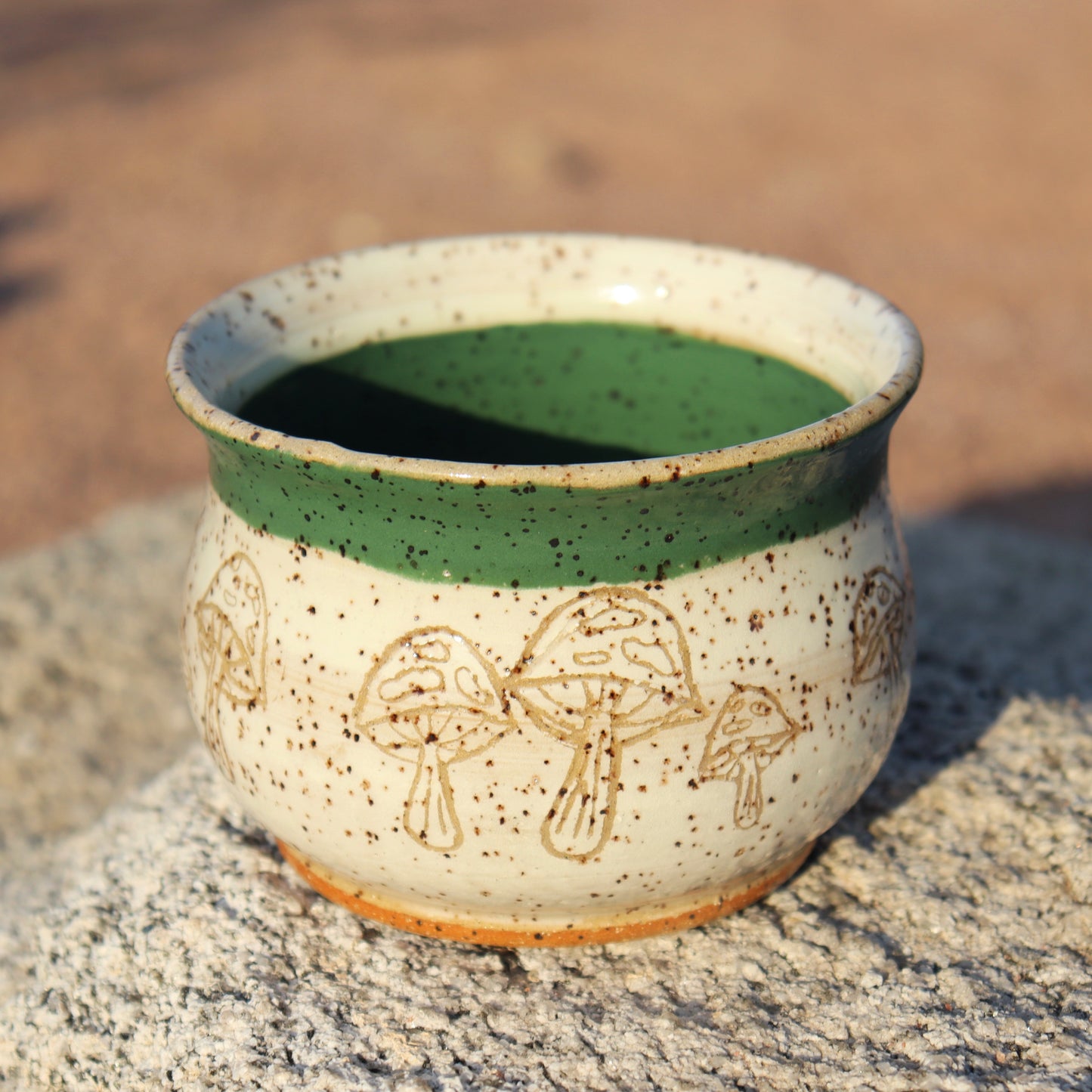 Mushrooms Vessel